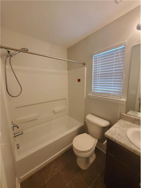 Building Photo - 34 Fiore Dr