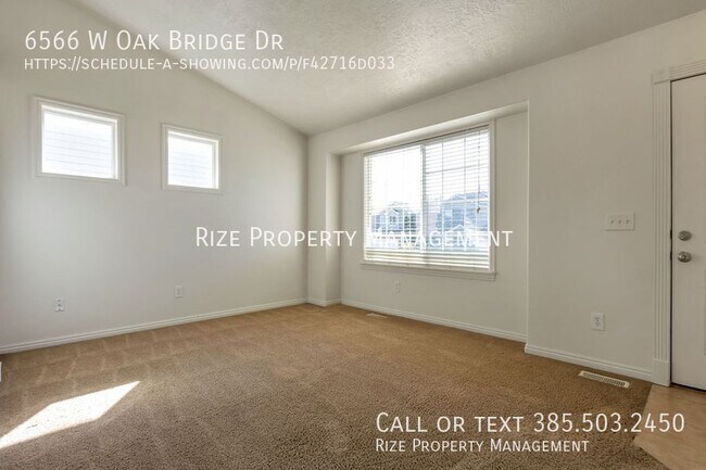 Building Photo - 6566 Oak Bridge Dr