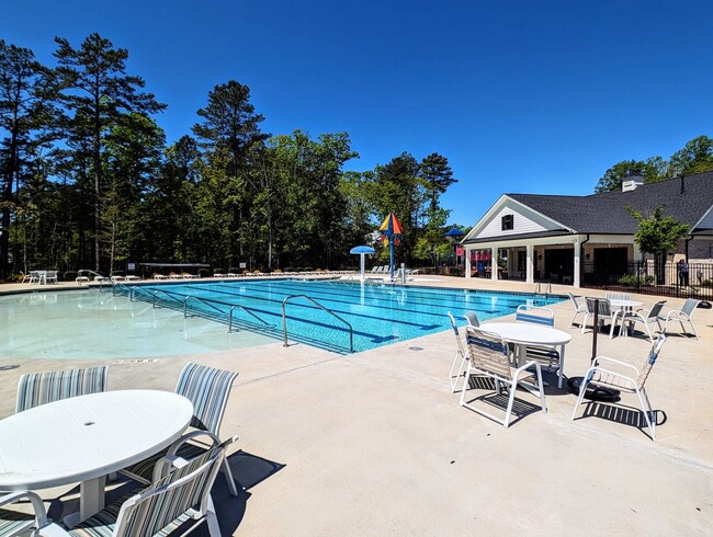 Building Photo - Tyler Gardens