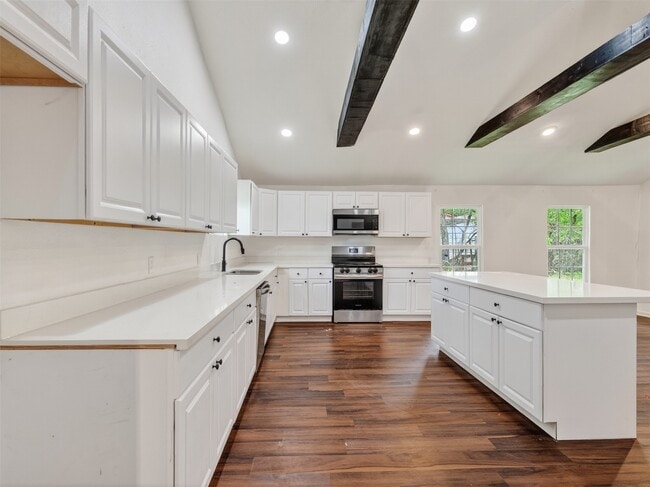 Building Photo - 11515 Iberia Dr