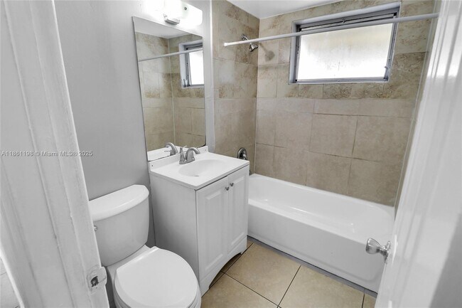 Building Photo - 272 NW 30th Terrace