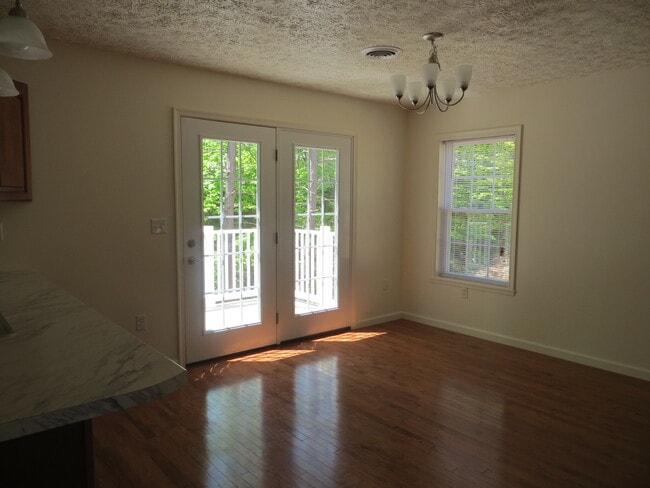 Building Photo - 28 Holler Rd