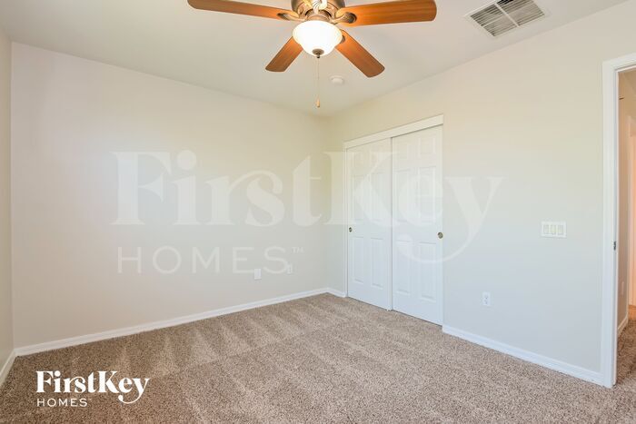 Building Photo - 10427 E Valley Quail Dr