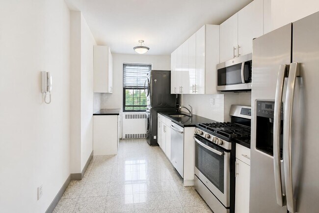 Floorplan - 700 Fort Washington Avenue