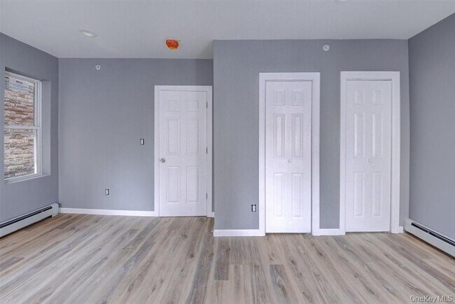 Building Photo - 93 S Lander St