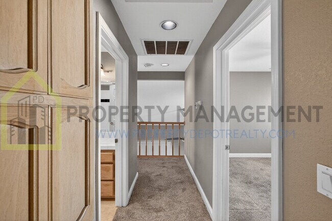 Building Photo - Spacious 3-Bedroom, 3-Bath Home Available