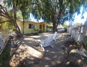Building Photo - SLO Tropical Private Bungalow ideally located close to Cal Poly!