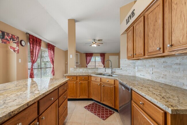 Building Photo - 9109 Benwick St