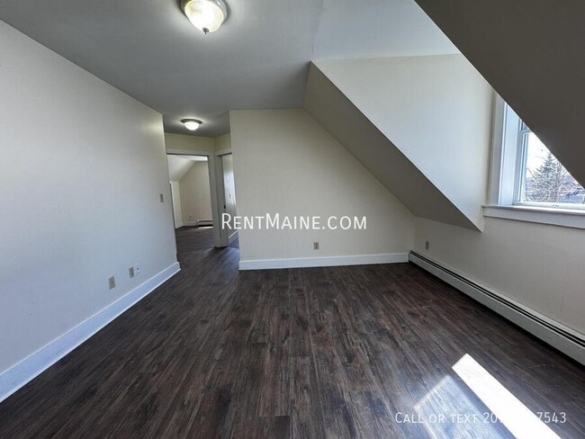 Building Photo - 3 Summer St