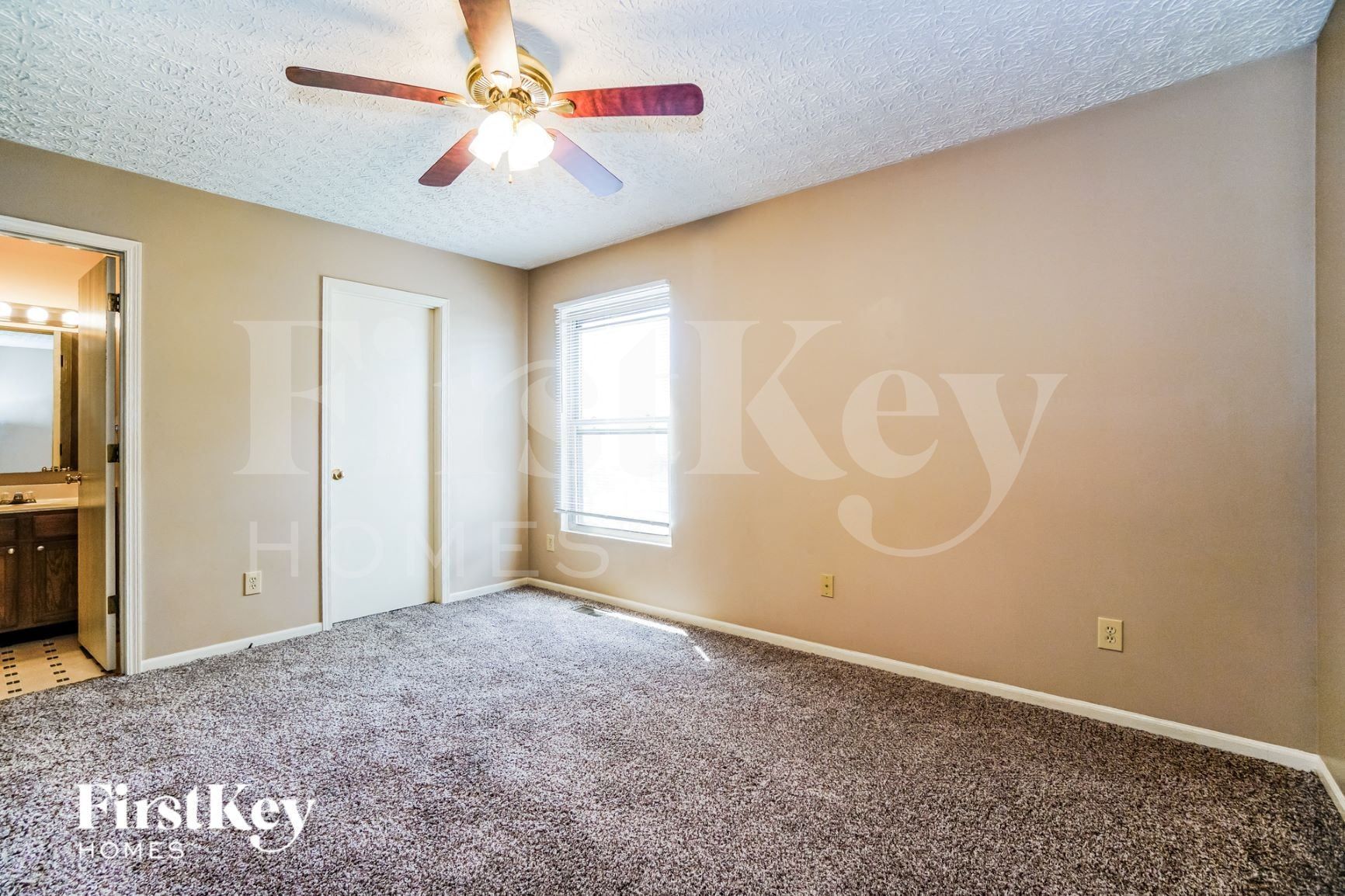 Building Photo - 5673 Larksdale Dr