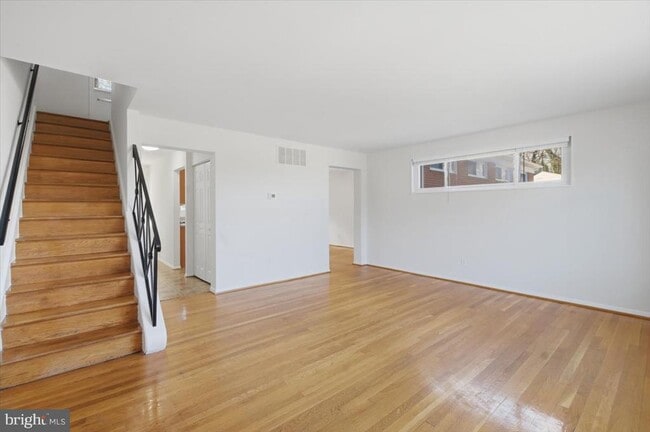 Building Photo - 5039 8th Rd S