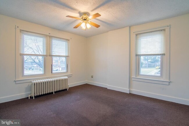 Building Photo - 3807 Kutztown Rd