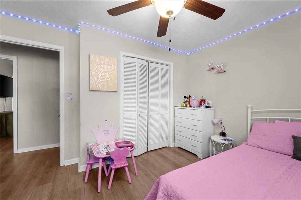 Building Photo - 4041 Woodbridge Ct