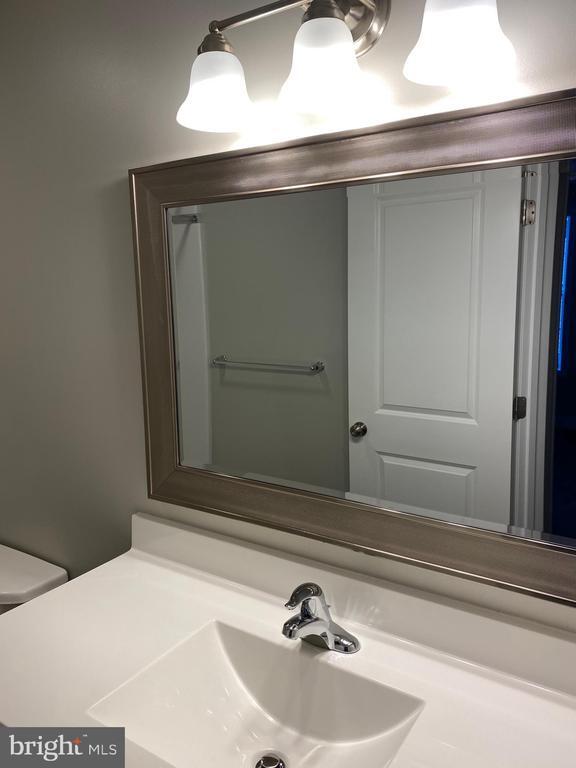 Building Photo - 6126 Sawgrass Ct