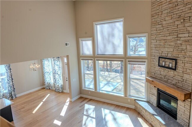 Building Photo - 8040 Scenic Ridge Wy