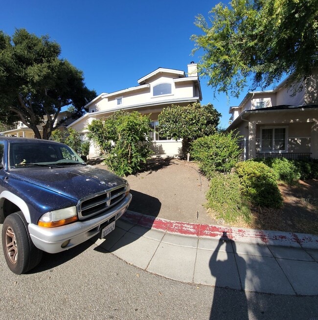 Building Photo - Super close to Poly- Approx. 1000 feet from Cal Poly Grand Avenue entrance-VERY CLOSE!!!