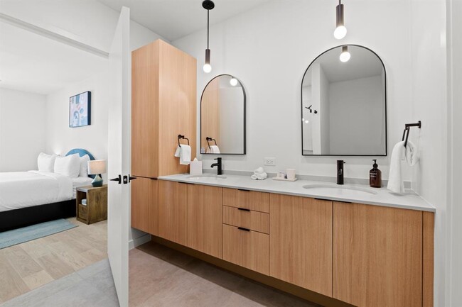 Building Photo - 2323 S Lamar Blvd