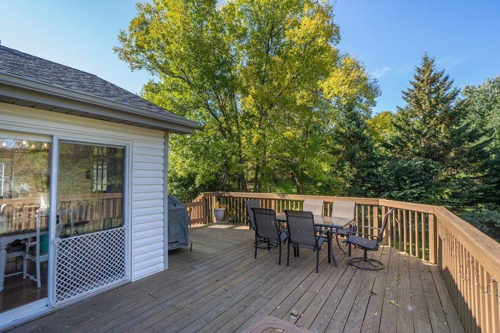 Building Photo - 2432 Henslow Ct N