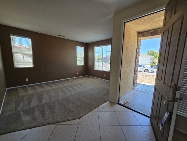 Building Photo - 1116 Witherill Pl