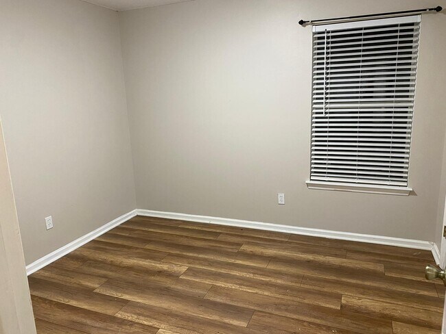 Building Photo - 3501 Chistow Rd