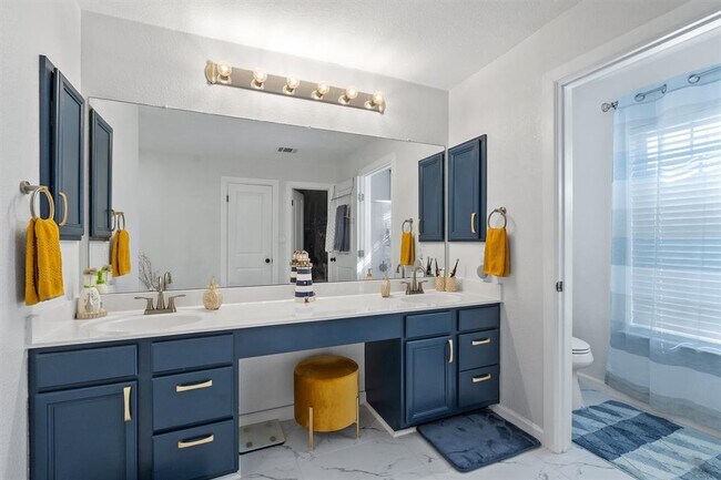 Building Photo - 1213 Faber Dr