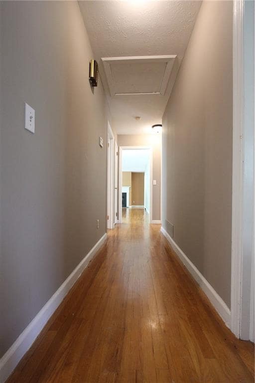 Building Photo - 2944 Piedmont Dr