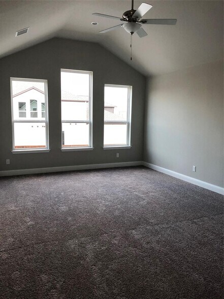 Building Photo - 6691 Titus Ln