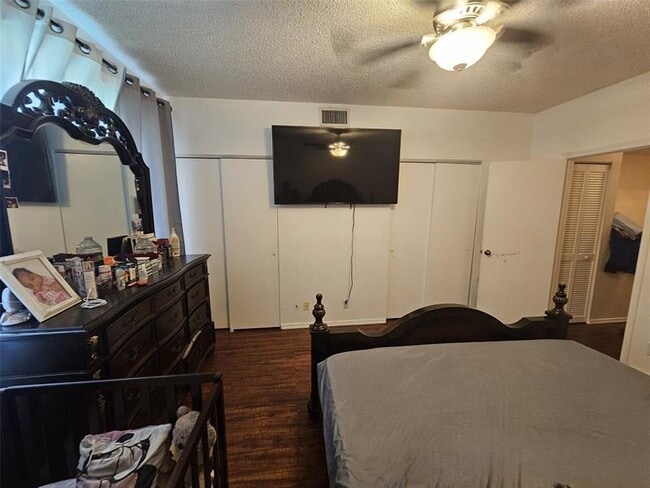 Building Photo - 11011 Conch Ct