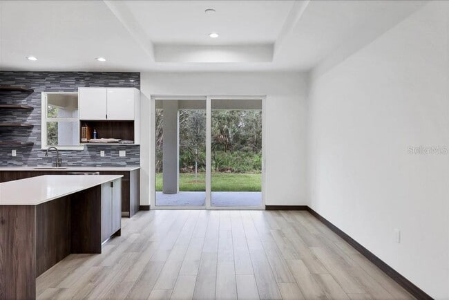 Building Photo - 5238 Fries Ave