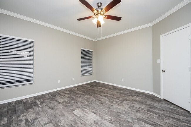 Building Photo - 2845 Falling Tree Cir