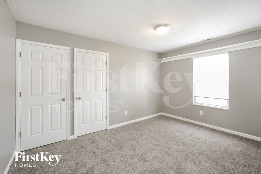 Building Photo - 5720 Ashby Dr