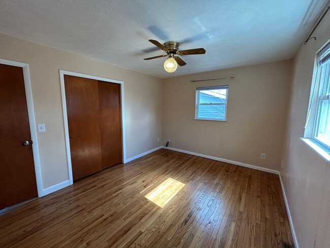 Building Photo - 1827 Jacobssen Dr