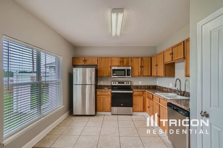 Building Photo - 1013 Bj Brandy Cove