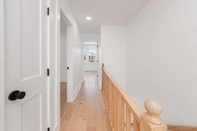 Building Photo - 104-17 Rosita Pl