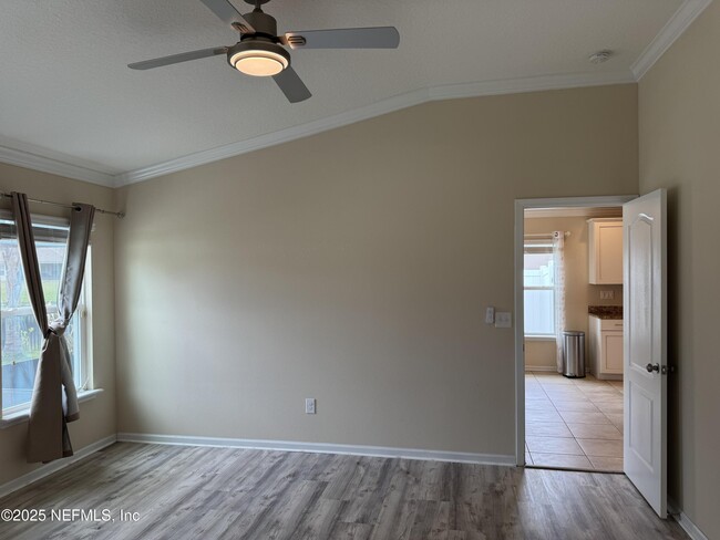 Building Photo - 96 Midway Park Dr