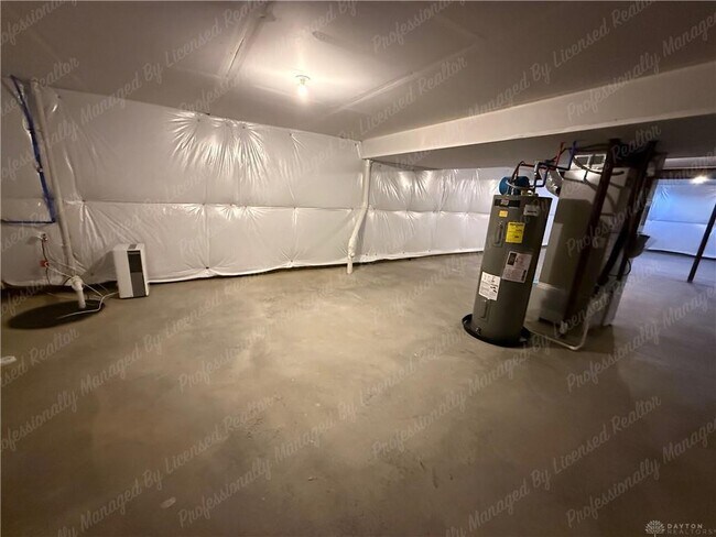 Building Photo - 141 Kenneth Hamilton Way