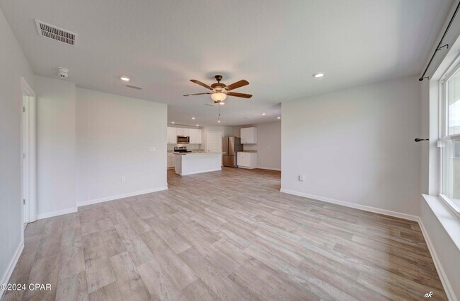 Building Photo - 7177 Ellie B Dr