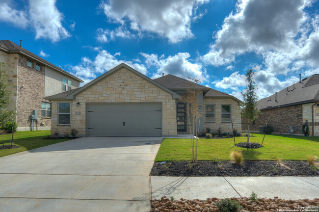 Primary Photo - 118 Cordova-