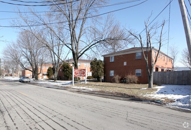 Building Photo - Rosemore Plaza Apartments