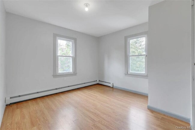 Building Photo - 32 Highland Dr