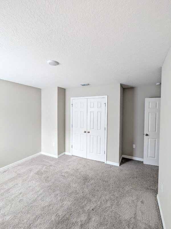 Building Photo - 13089 Oak Hill Way