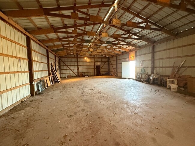 Building Photo - 61144 Bryan Rd