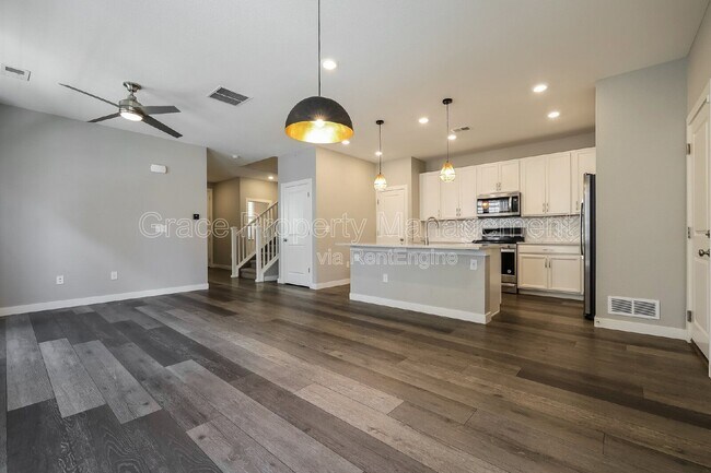 Building Photo - 7584 S Winnipeg Ct