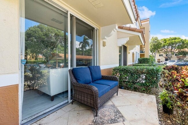 Building Photo - 123 Yacht Club Way