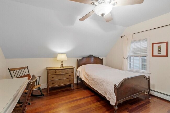 Building Photo - 54 Broadway Ave