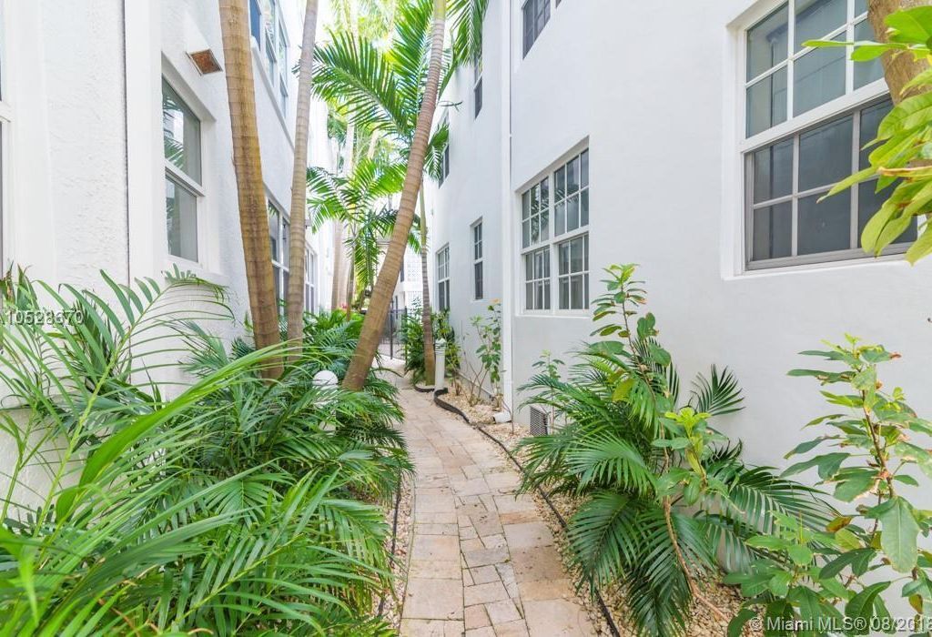 Building Photo - 334 Euclid Ave