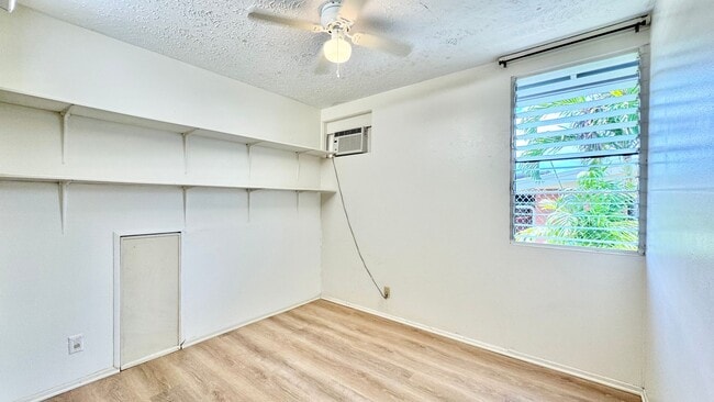 Building Photo - SPACIOUS 4 BEDROOM HOME IN DESIRABLE AIEA ...