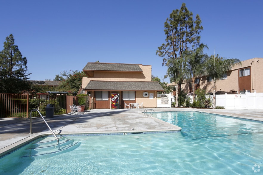 Park Hill Apartments 991 Blaine St Riverside CA 92507 Apartment Finder