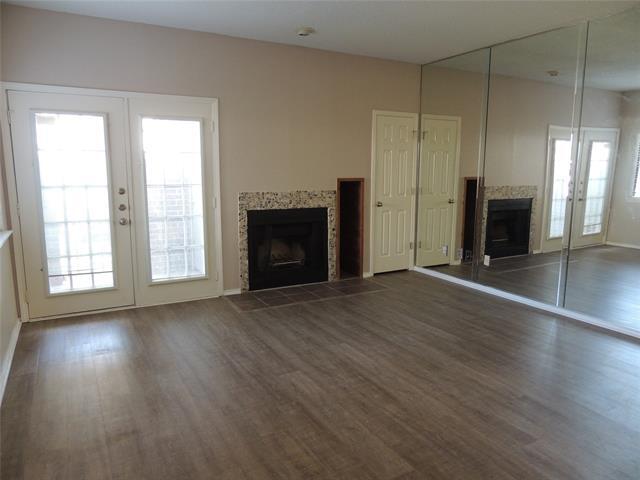 Building Photo - 3125 Sondra Dr