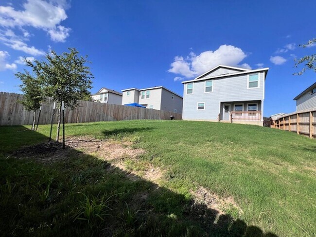 Building Photo - Solana Ridge Subdivision